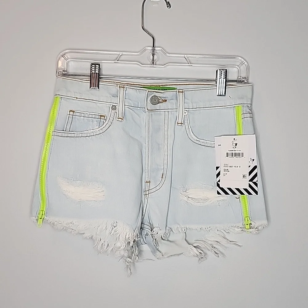 Sandrine Rose by Free People side zipper shorts size 24